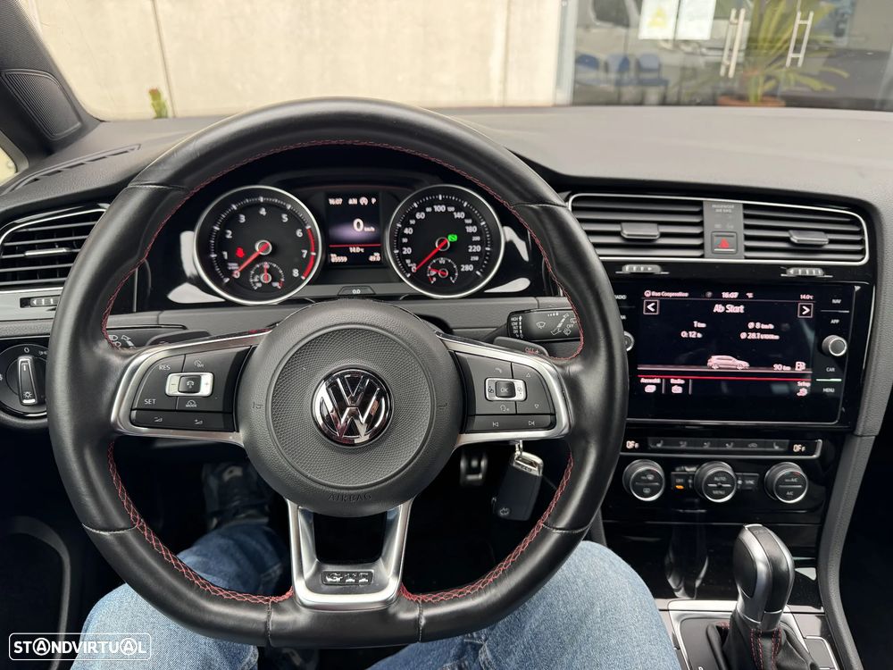 VW Golf 2.0 TSi GTi DSG Performance - 26
