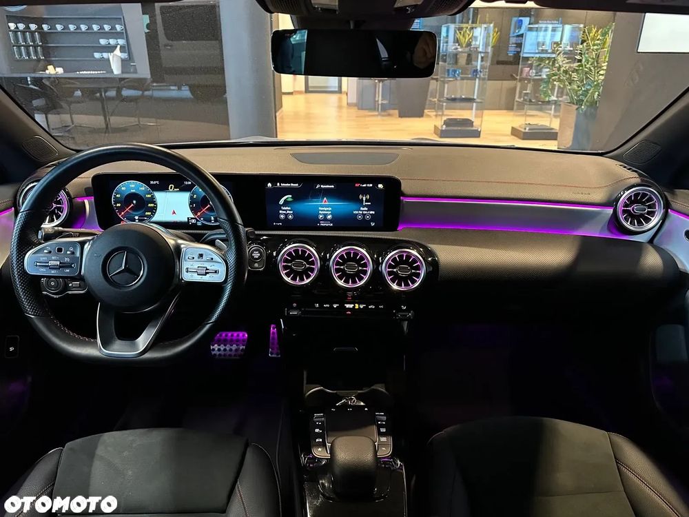 Mercedes-Benz CLA 200 AMG Line 7G-DCT - 11