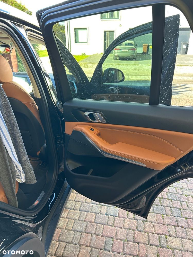 BMW X5 xDrive40i - 10