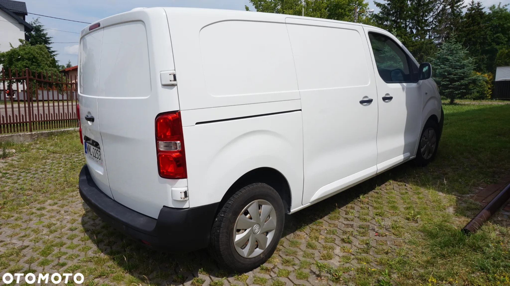 Peugeot EXPERT - 2