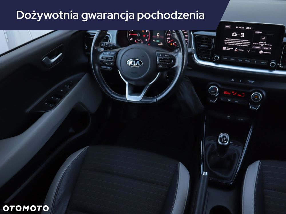 Kia Stonic - 9