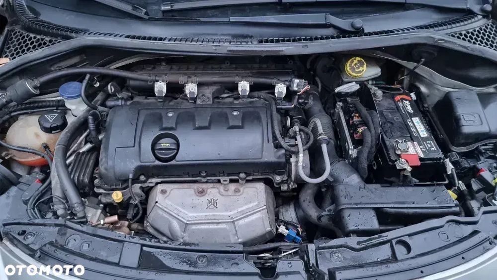 Peugeot 207 1.4 16V Presence - 28