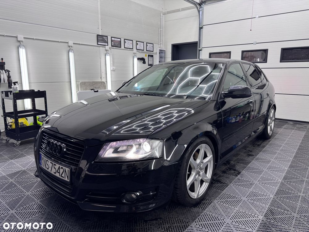 Audi A3 Sportback - 2