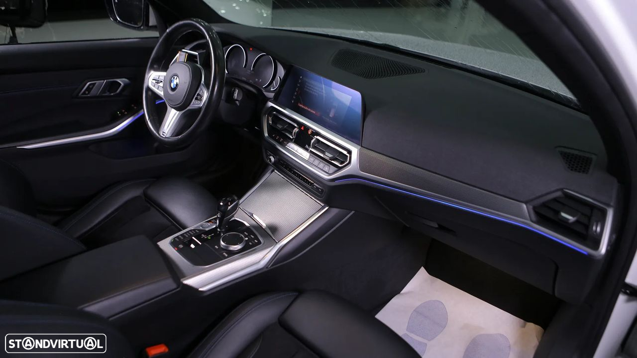 BMW 320 d Touring xDrive Pack M Auto - 19