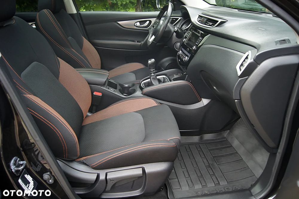 Nissan Qashqai 1.3 DIG-T N-Motion - 31