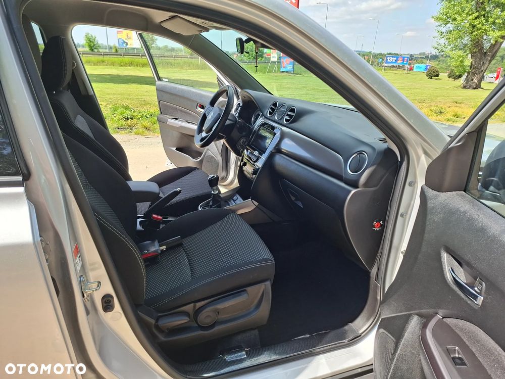 Suzuki Vitara 1.4 Boosterjet SHVS Premium 2WD - 16