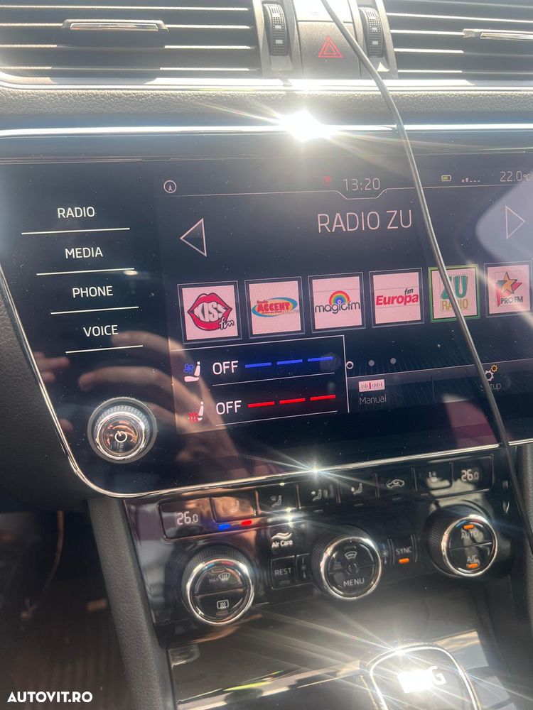 Skoda Superb 2.0 TDI DSG Style - 10