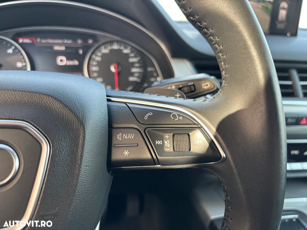 Audi Q7 3.0 50 TDI quattro Tiptronic - 25
