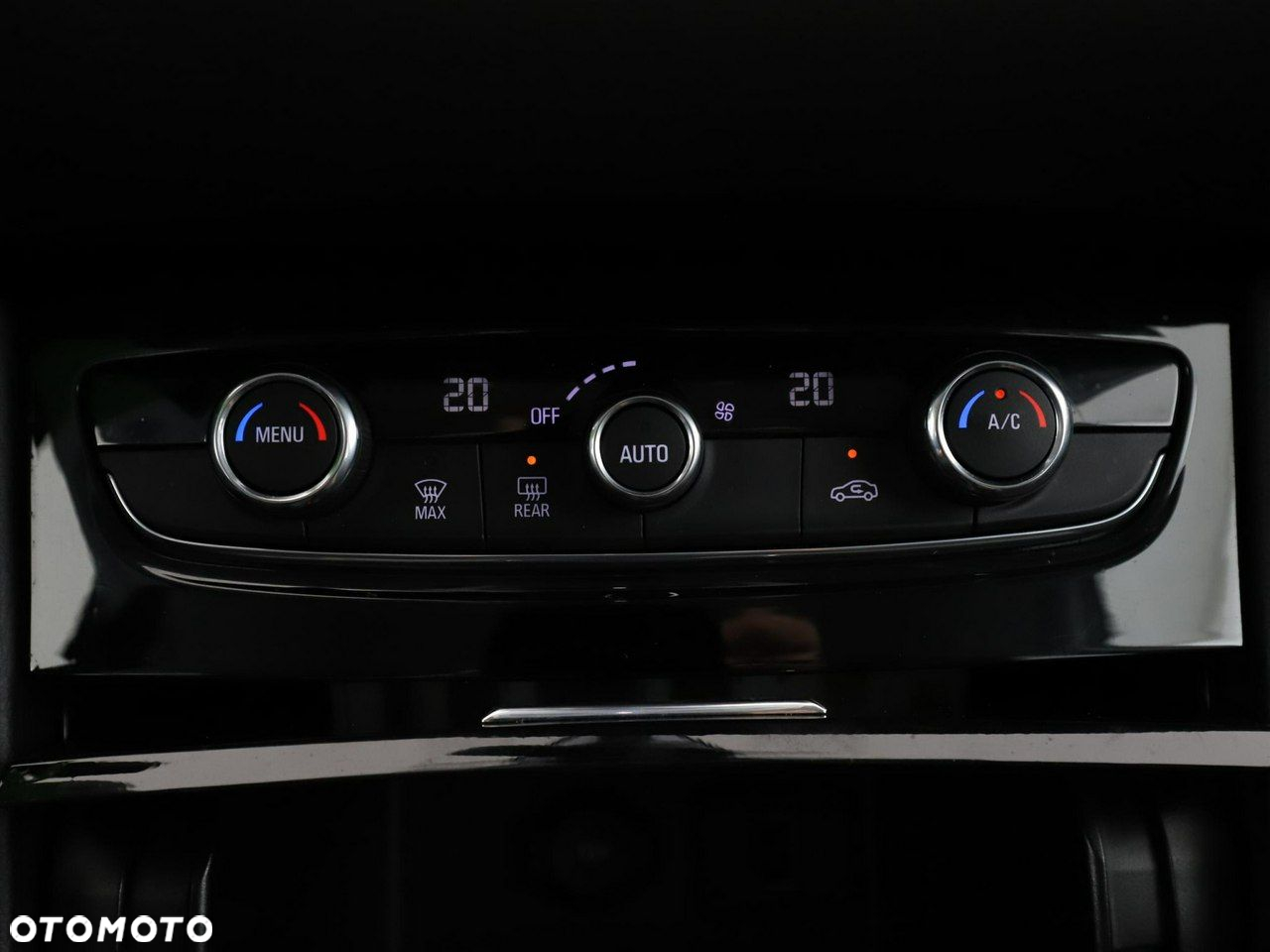 Opel Grandland X 1.5 CDTI Innovation S&S - 27