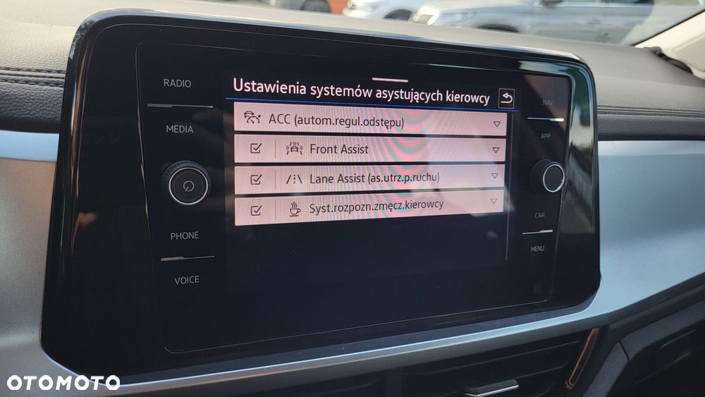 Volkswagen T-Roc 1.5 TSI Life DSG - 34