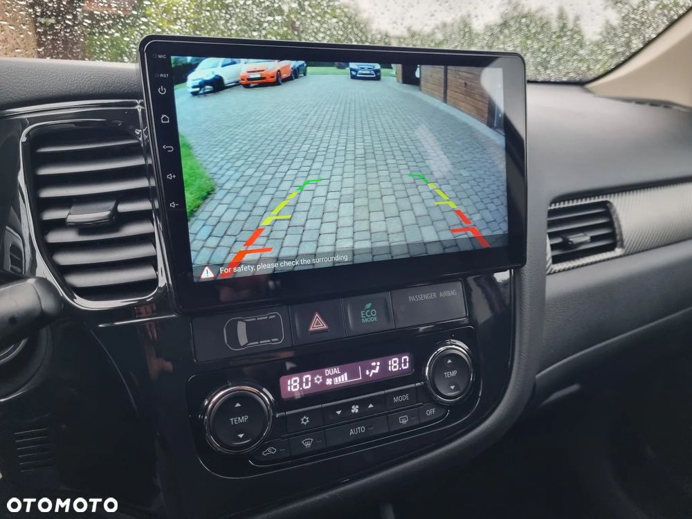 Mitsubishi Outlander - 7