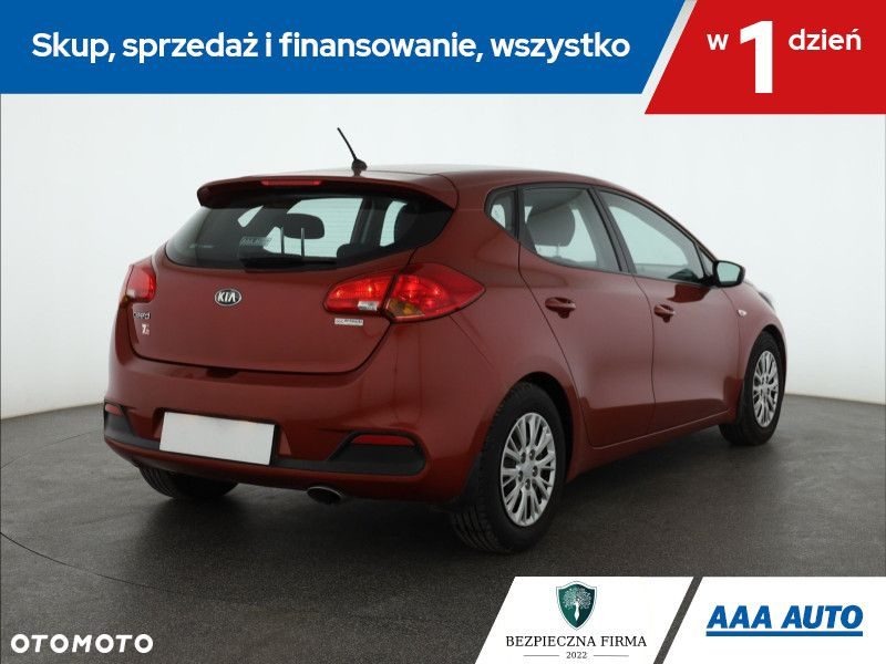 Kia Ceed - 6