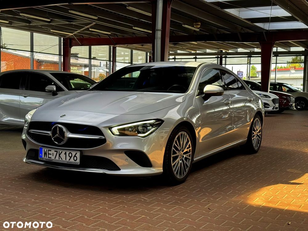 Mercedes-Benz CLA 200 Progressive 7G-DCT - 3