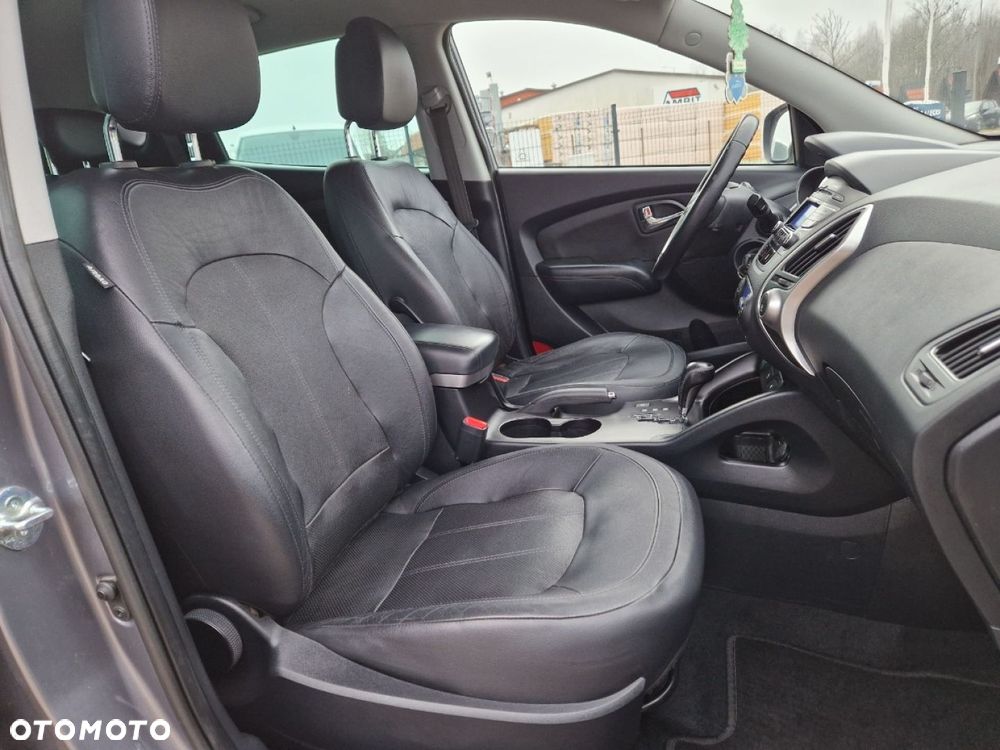 Hyundai ix35 - 23