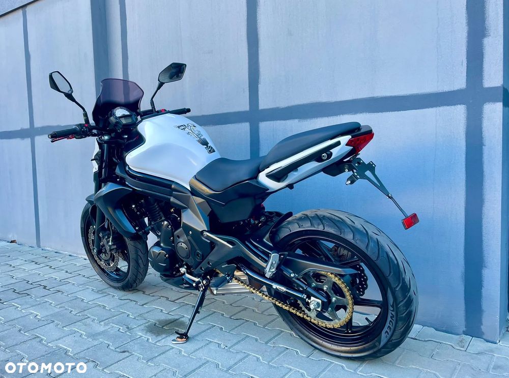 Kawasaki ER - 4