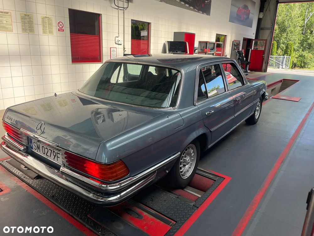 Mercedes-Benz 280 - 15