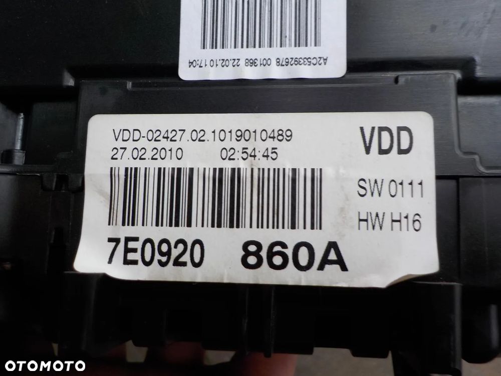 VW T5 2.0 TDI LIFT LICZNIK ZEGARY 7E0920860A - 3