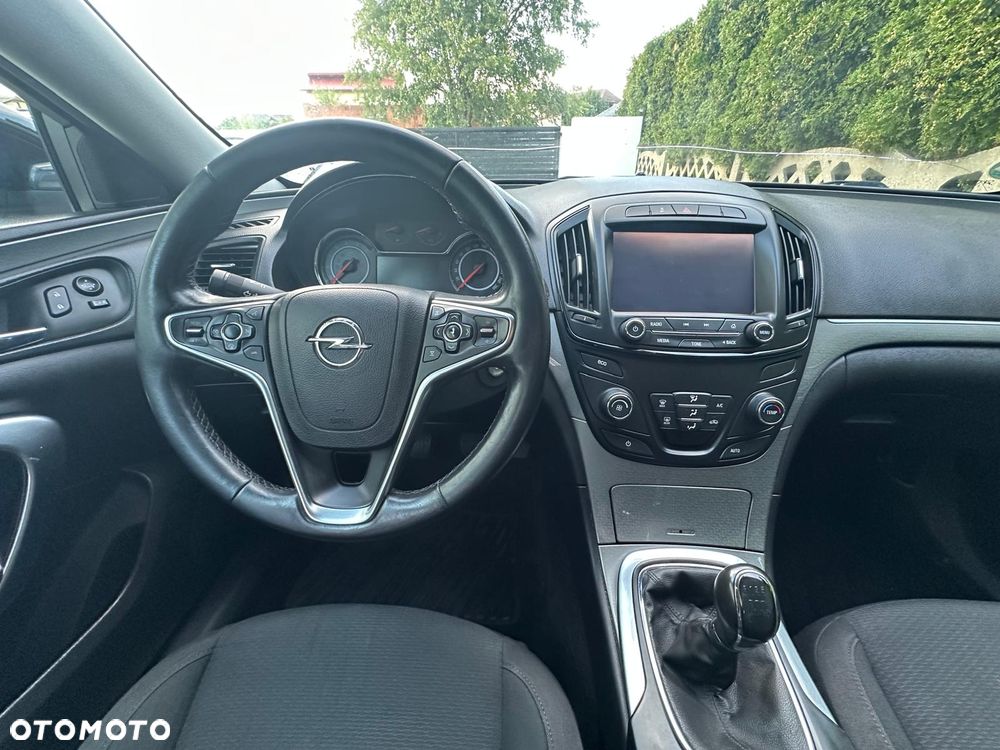 Opel Insignia - 26