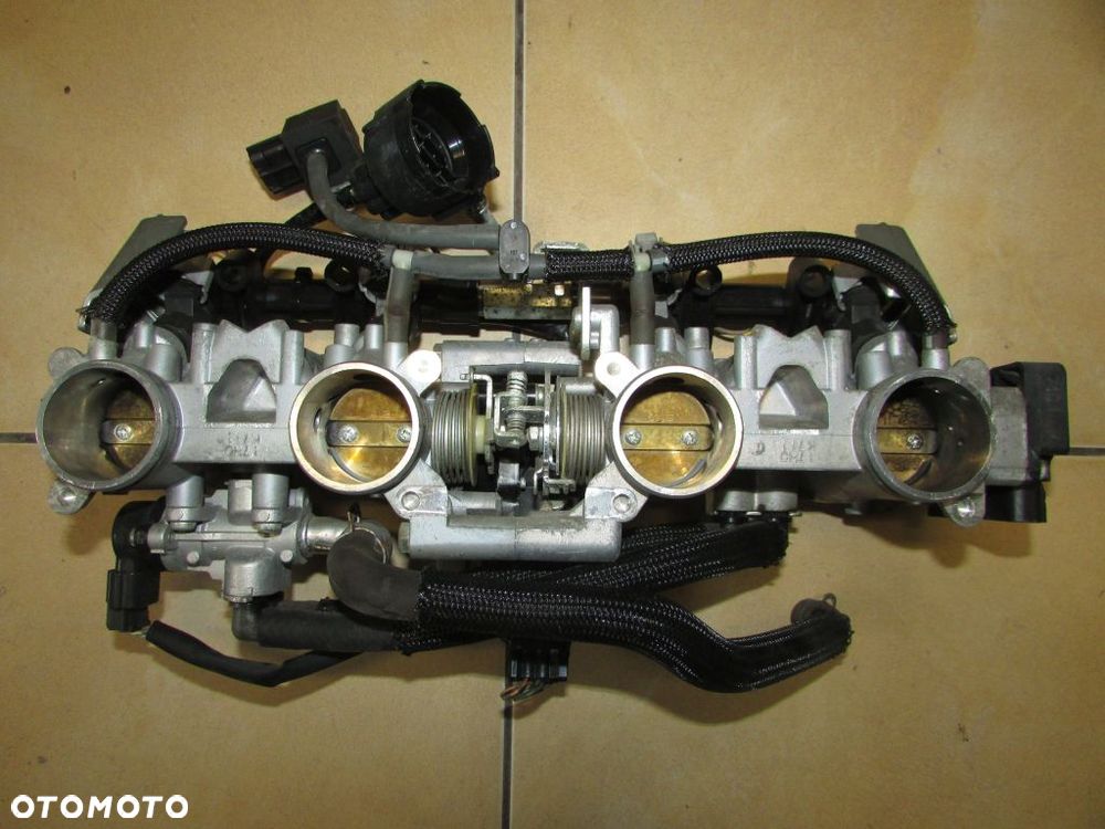 Suzuki GSF 650 Bandit 07-08 przepustnice wtryski TPS - 1