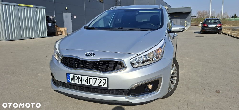 Kia Ceed 1.6 CRDi L - 3