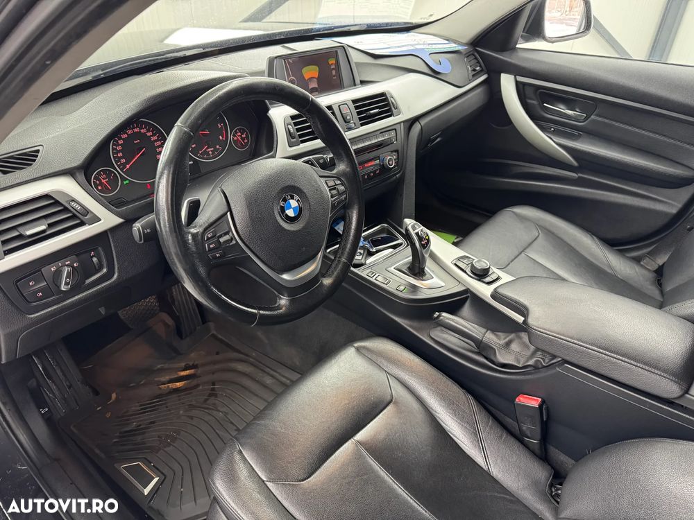 BMW Seria 3 320d Aut. Sport Line - 19