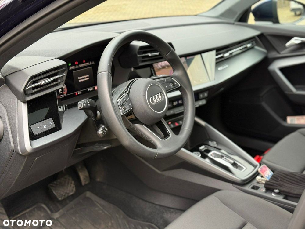 Audi A3 Sportback - 16