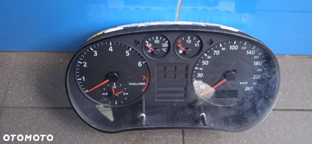 Licznik Audi A3 8L 1.8T 8L0919860E - 1