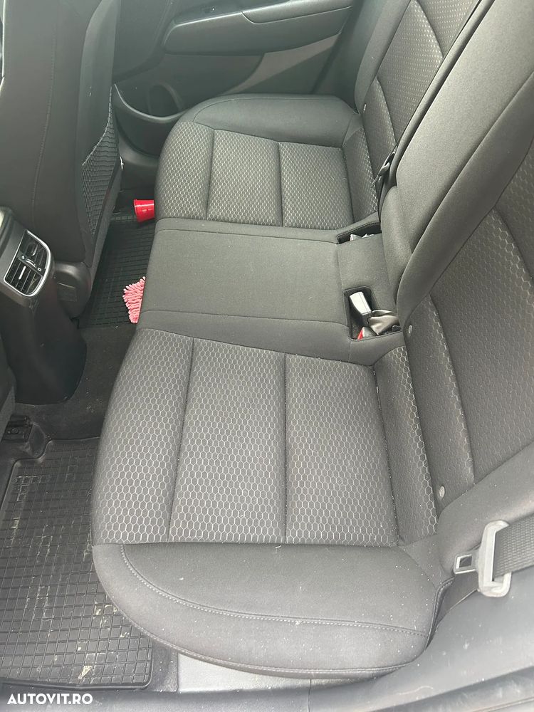 Hyundai Elantra 1.6 MPi Classic - 12
