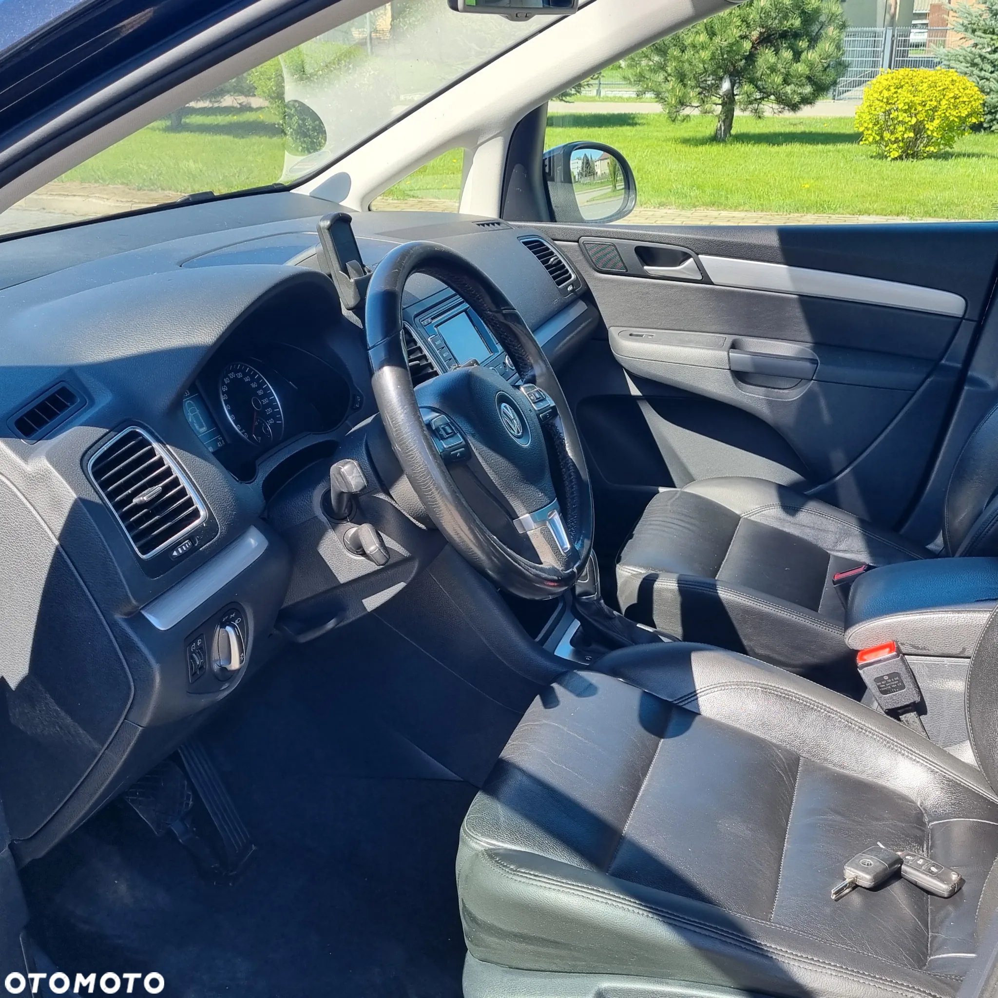 Volkswagen Sharan 2.0 TDI Comfortline DSG - 19