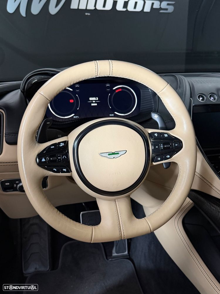 Aston Martin DBX 4.0 Twin-Turbo V8 - 7
