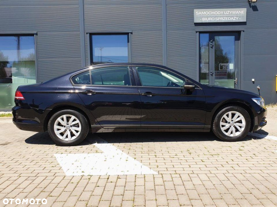 Volkswagen Passat - 6