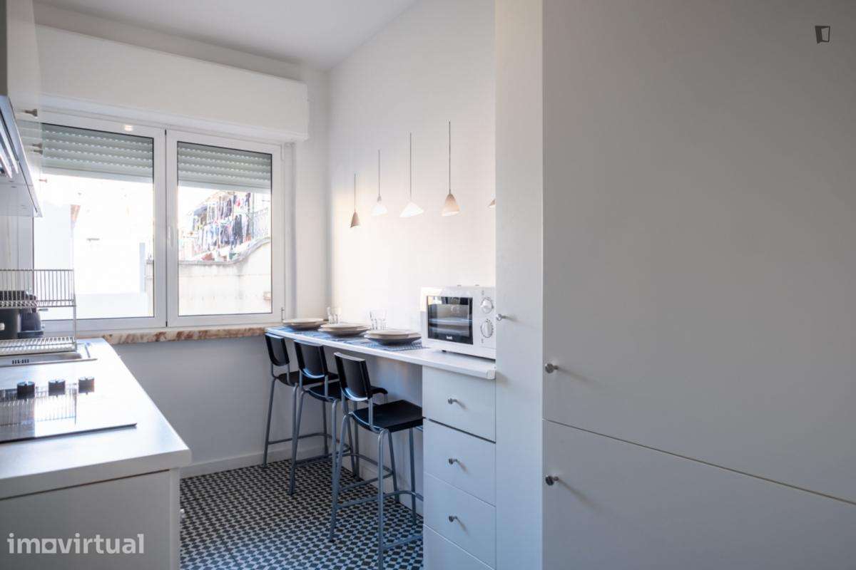 Quarto - localizado em Ajuda Lisbon - Grande imagem: 3/6