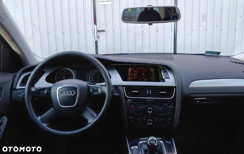 Audi A4 Avant 2.0 TDI - 7