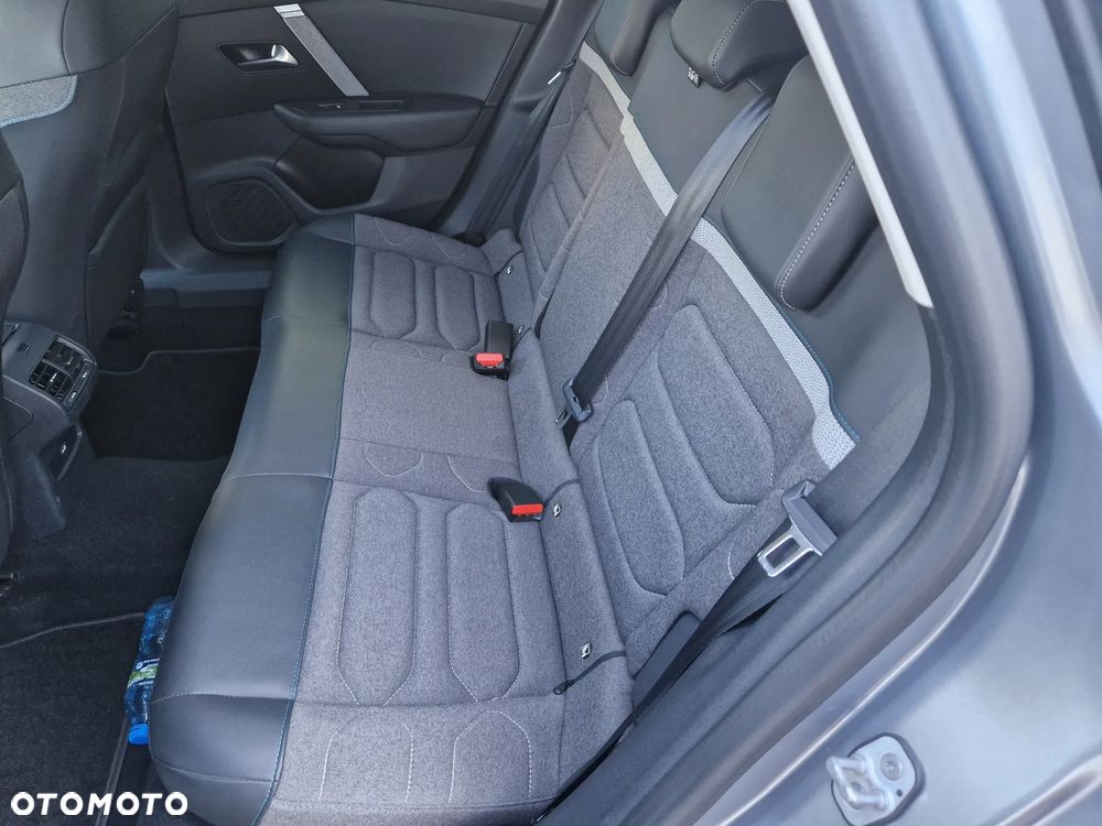 Citroën C4 BlueHDi 130 Stop&Start EAT8 FEEL PACK - 19