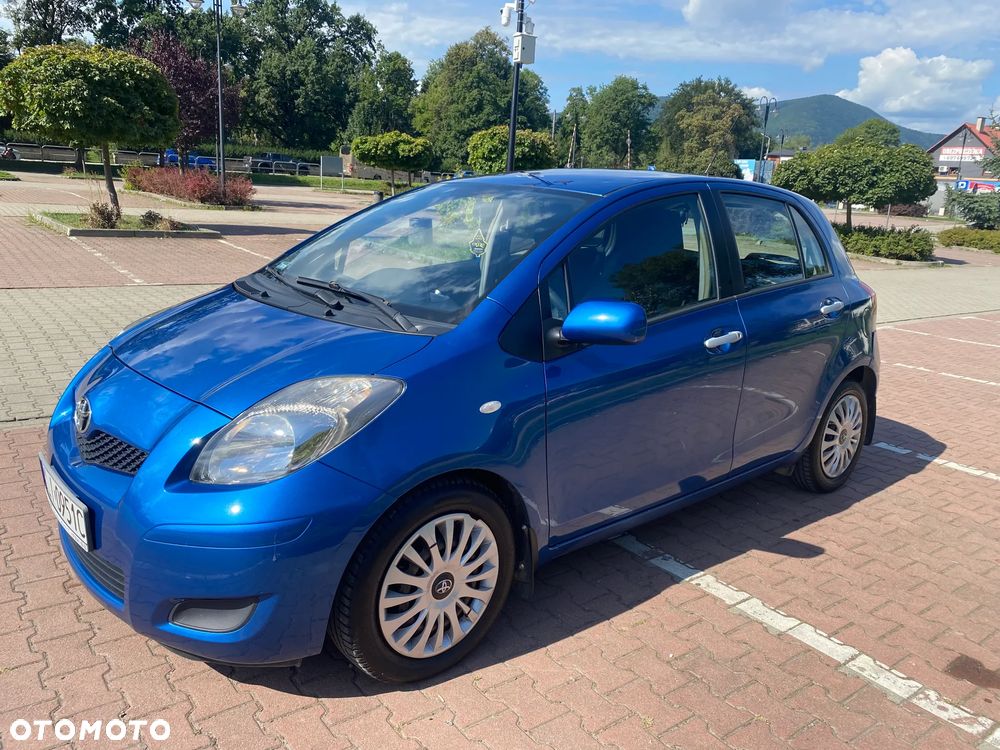 Toyota Yaris 1.33 Terra - 1