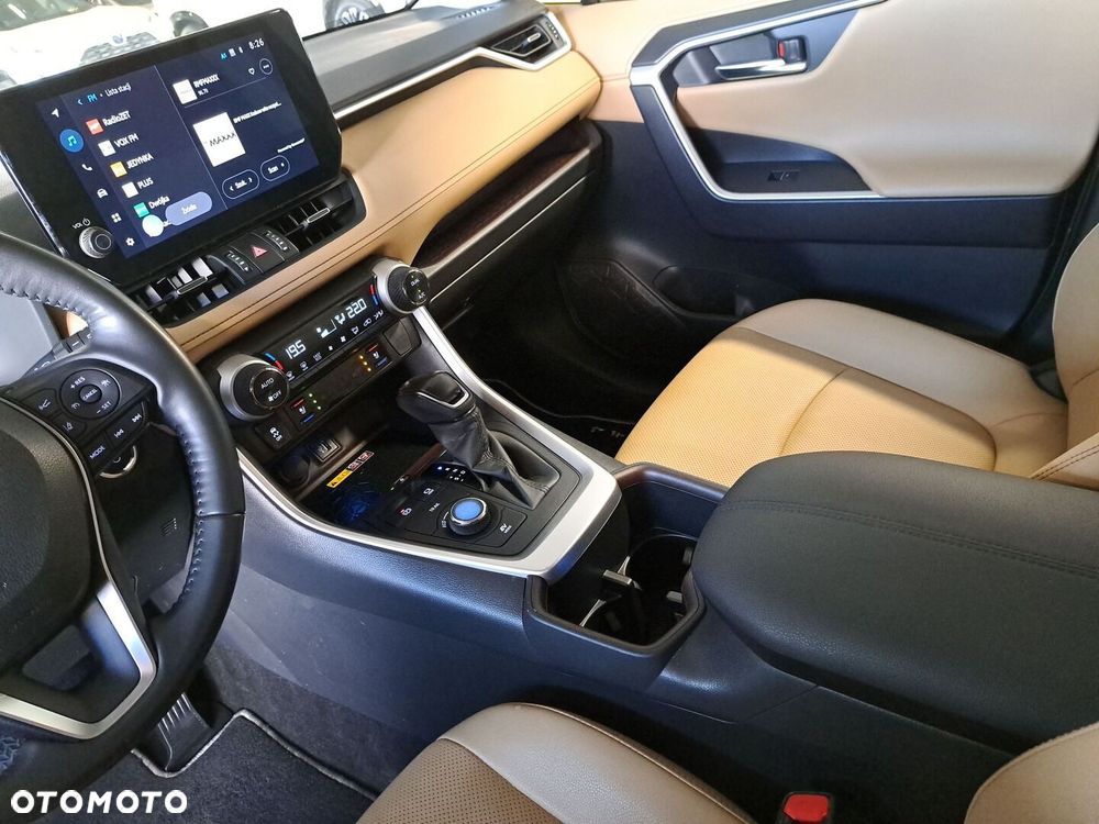 Toyota RAV4 - 30