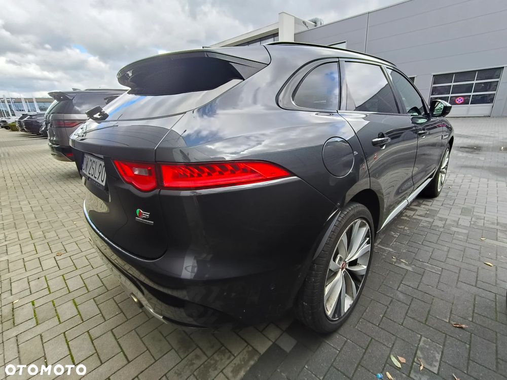 Jaguar F-Pace S AWD - 9