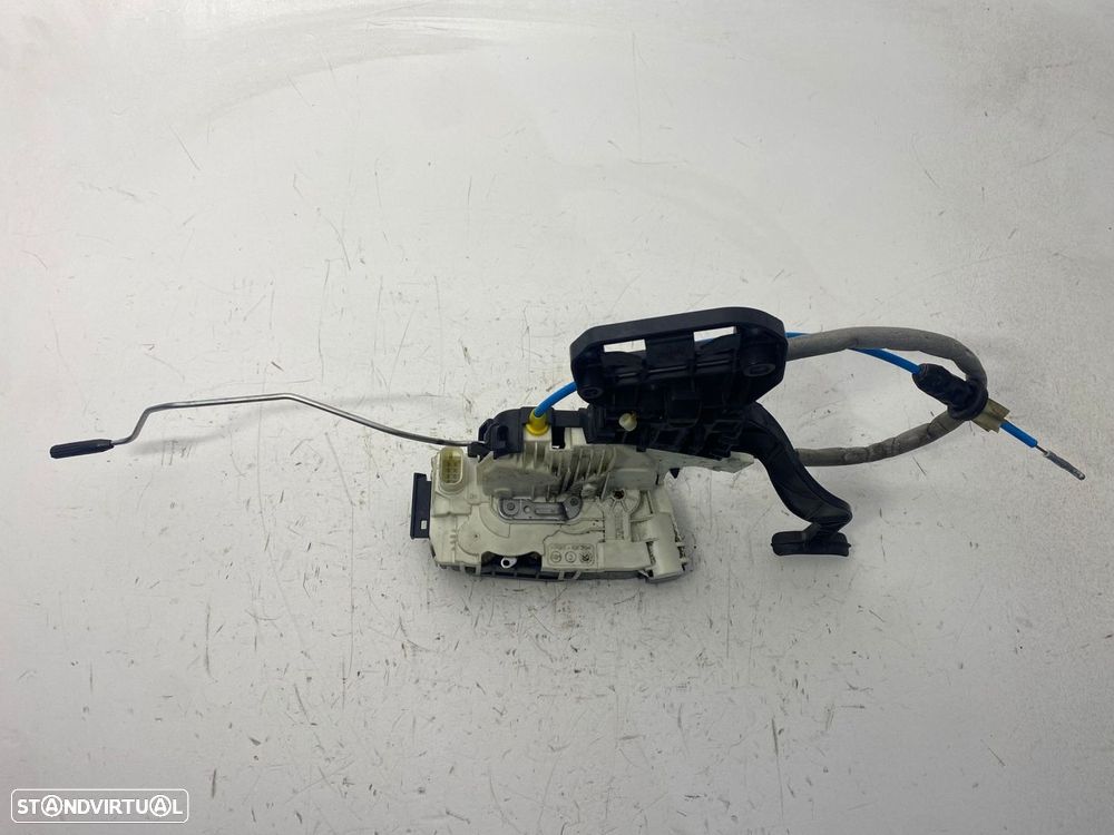 Fecho da porta Dto Frente MERCEDES-BENZ B-CLASS (W246, W242) REF. A1667200635 - 3