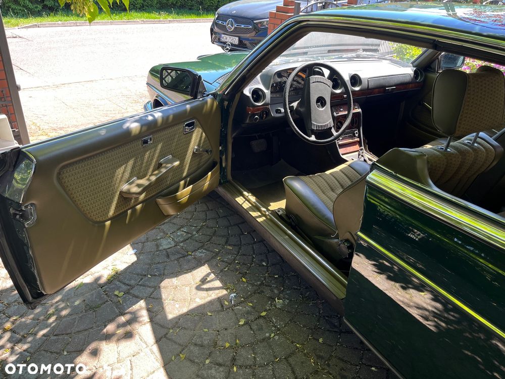 Mercedes-Benz W123 - 16