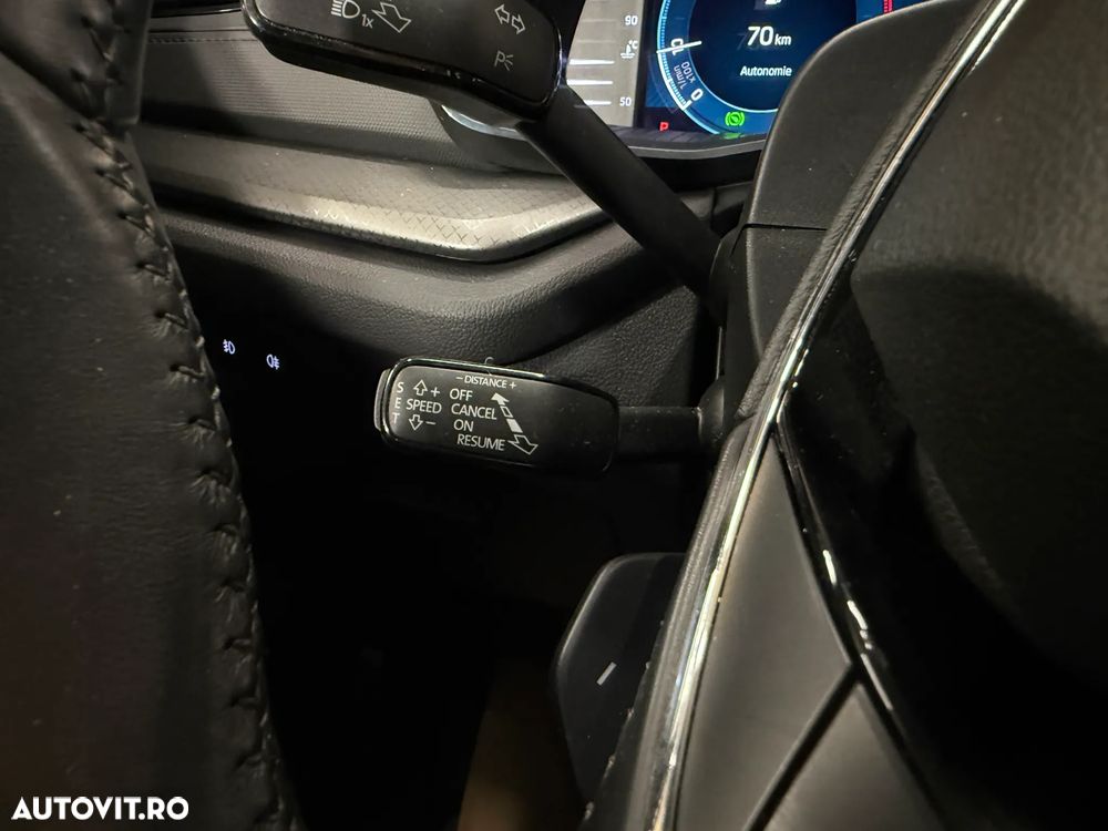 Skoda Octavia Combi 2.0 TDI DSG Ambition - 20