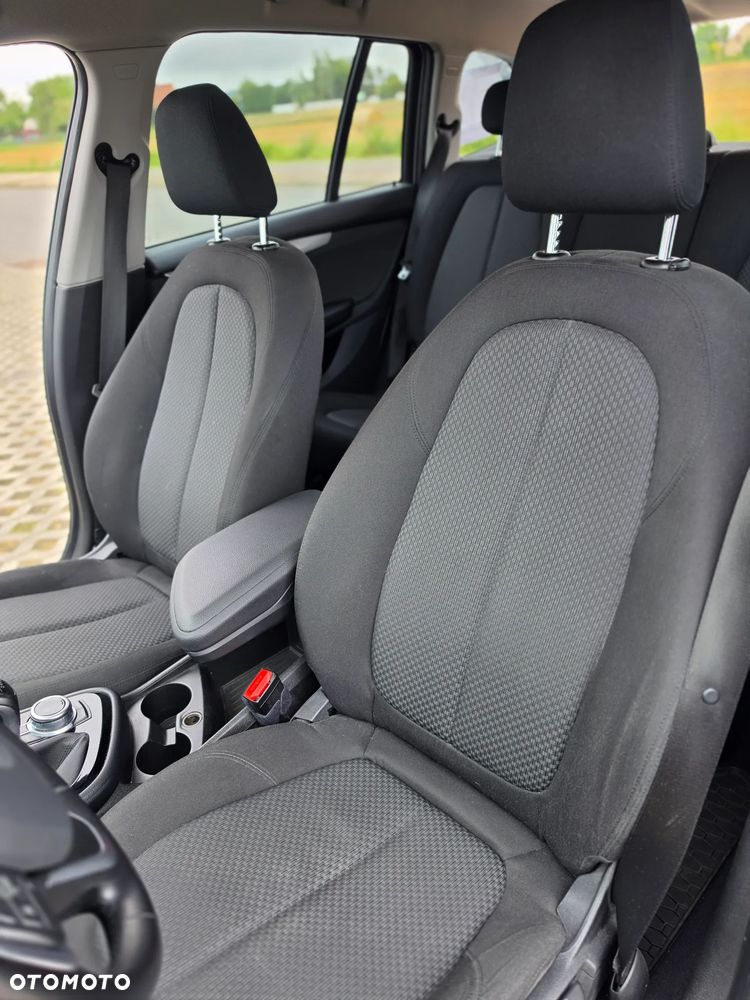 BMW Seria 2 218d Advantage - 9