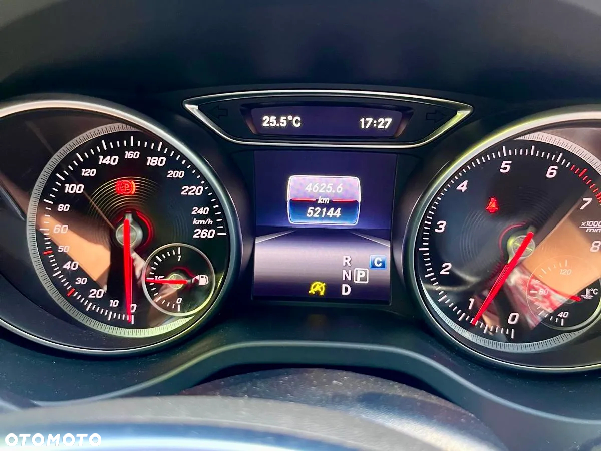 Mercedes-Benz GLA 220 4-Matic - 10