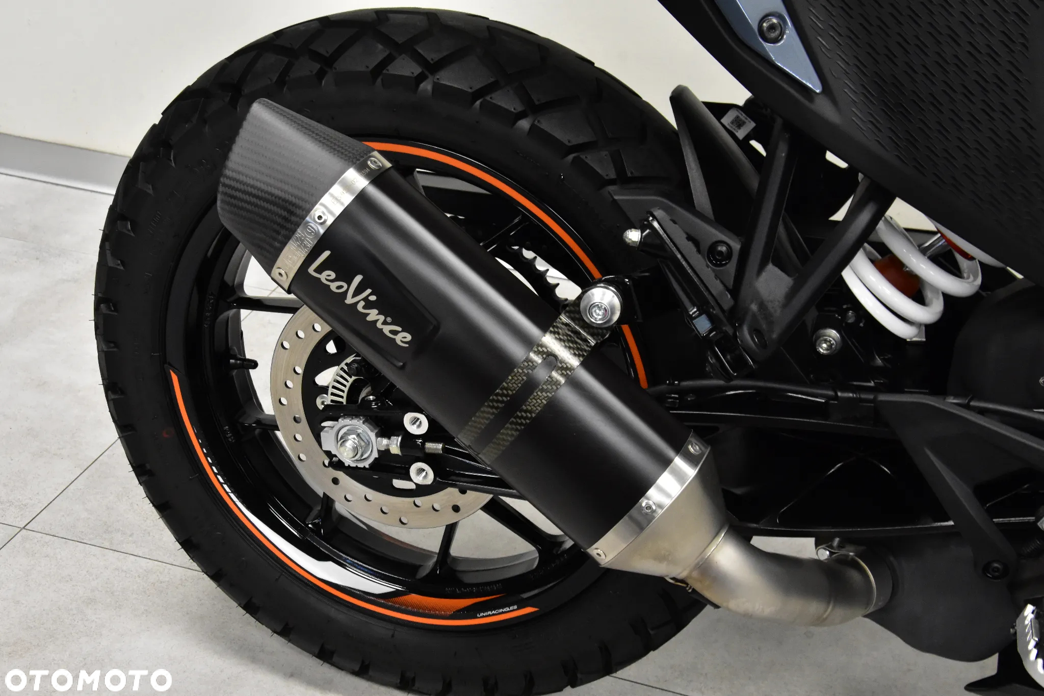 KTM Adventure - 30