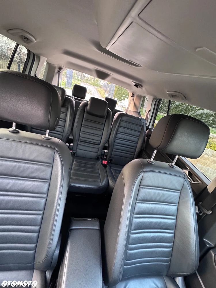 Volkswagen Touran 2.0 TDI BMT Comfortline Plus DSG - 11
