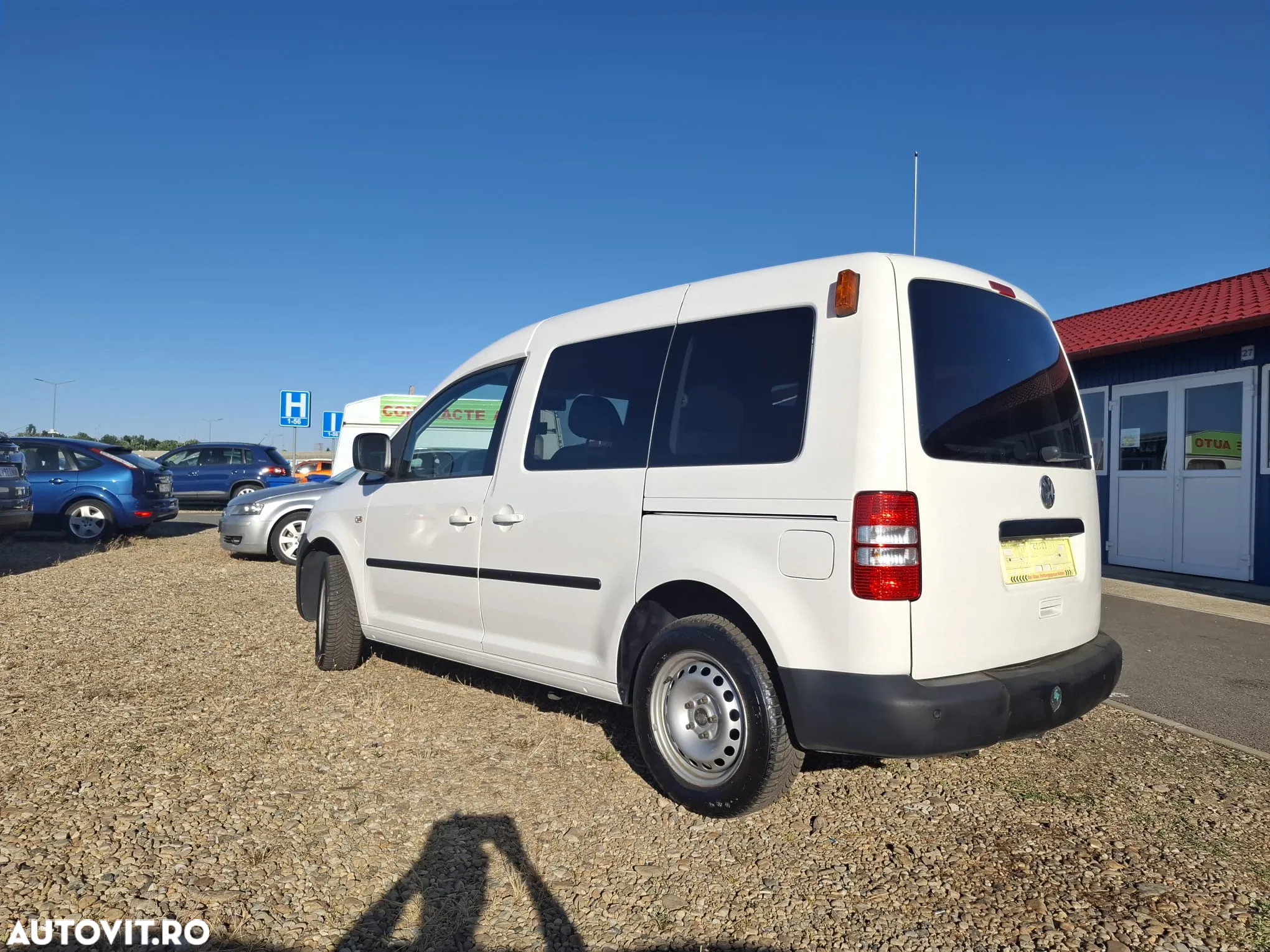Volkswagen Caddy 1.6 TDI BlueMotion Trendline - 4