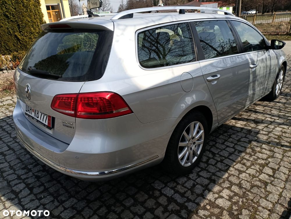 Volkswagen Passat Variant 2.0 Blue TDI DPF Comfortline - 24