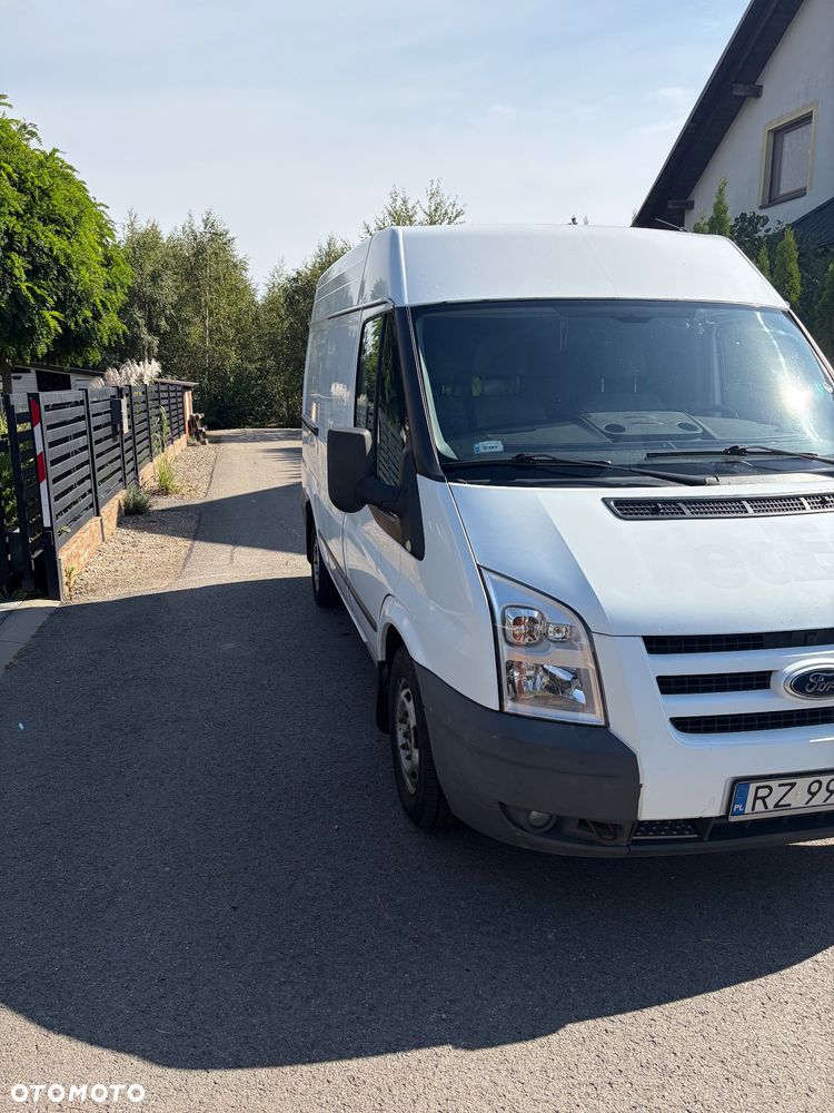 Ford Transit - 4