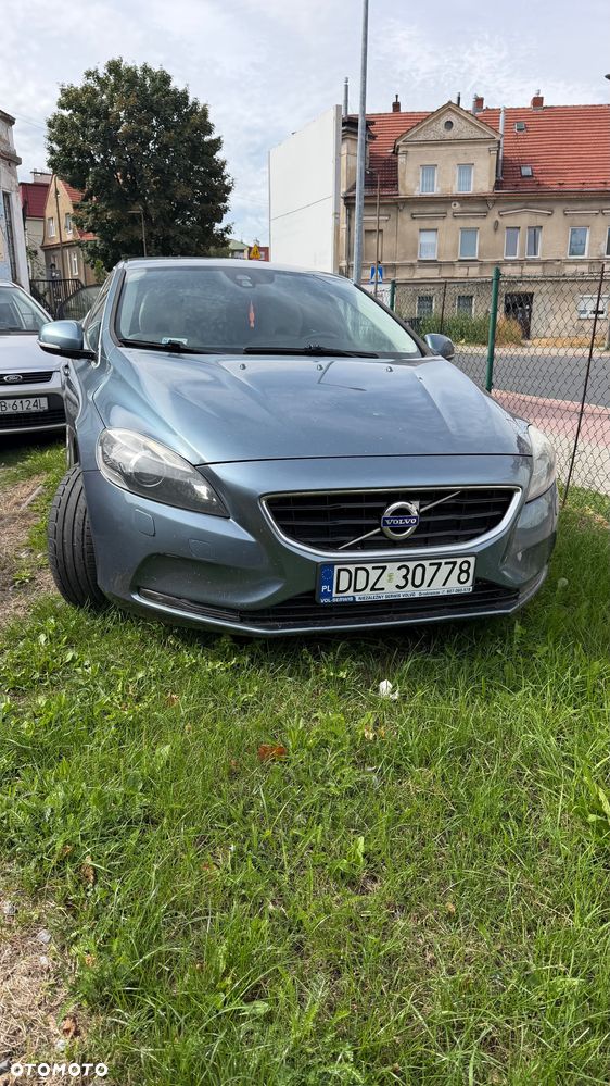 Volvo V40 II (2012-) D2 Summum, 2013