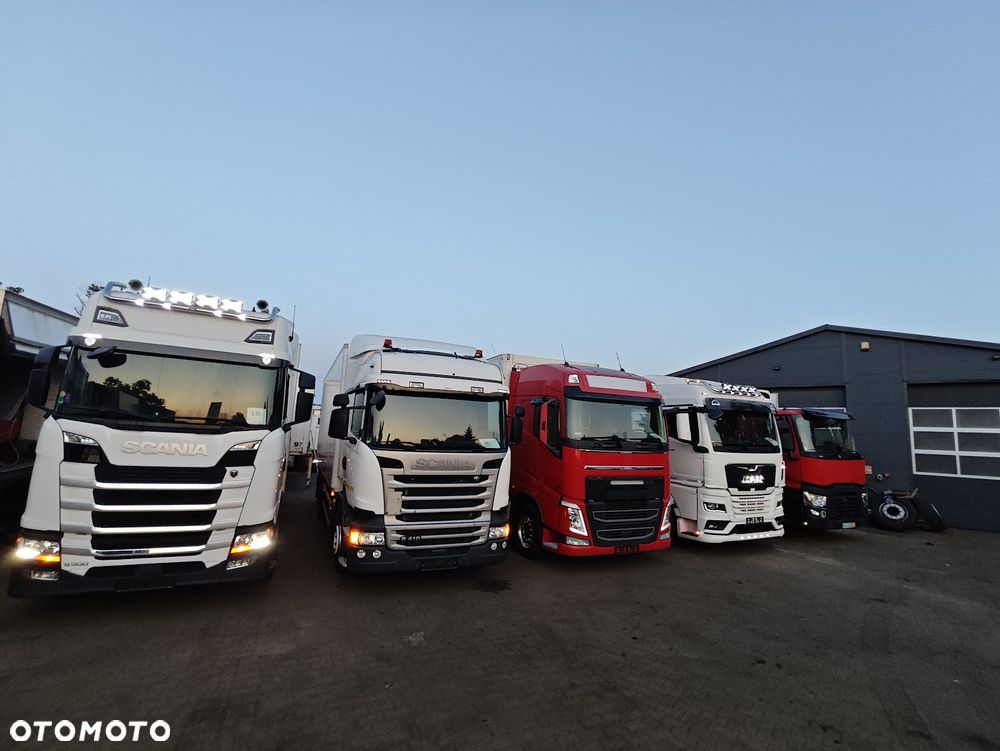 Volvo FH ;  firanka napojówka * przewierty * 6x2 * bdf * - 12
