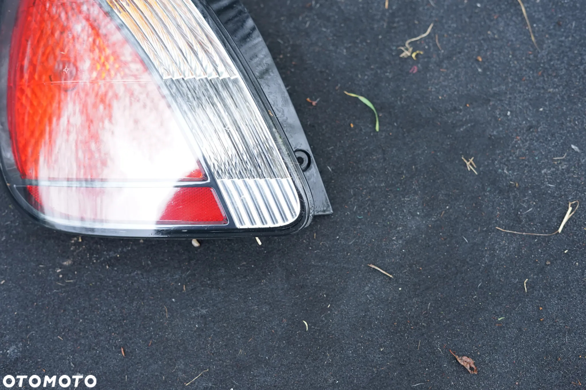 Lampa tył tylna lewa Kia Rio II HB - 2